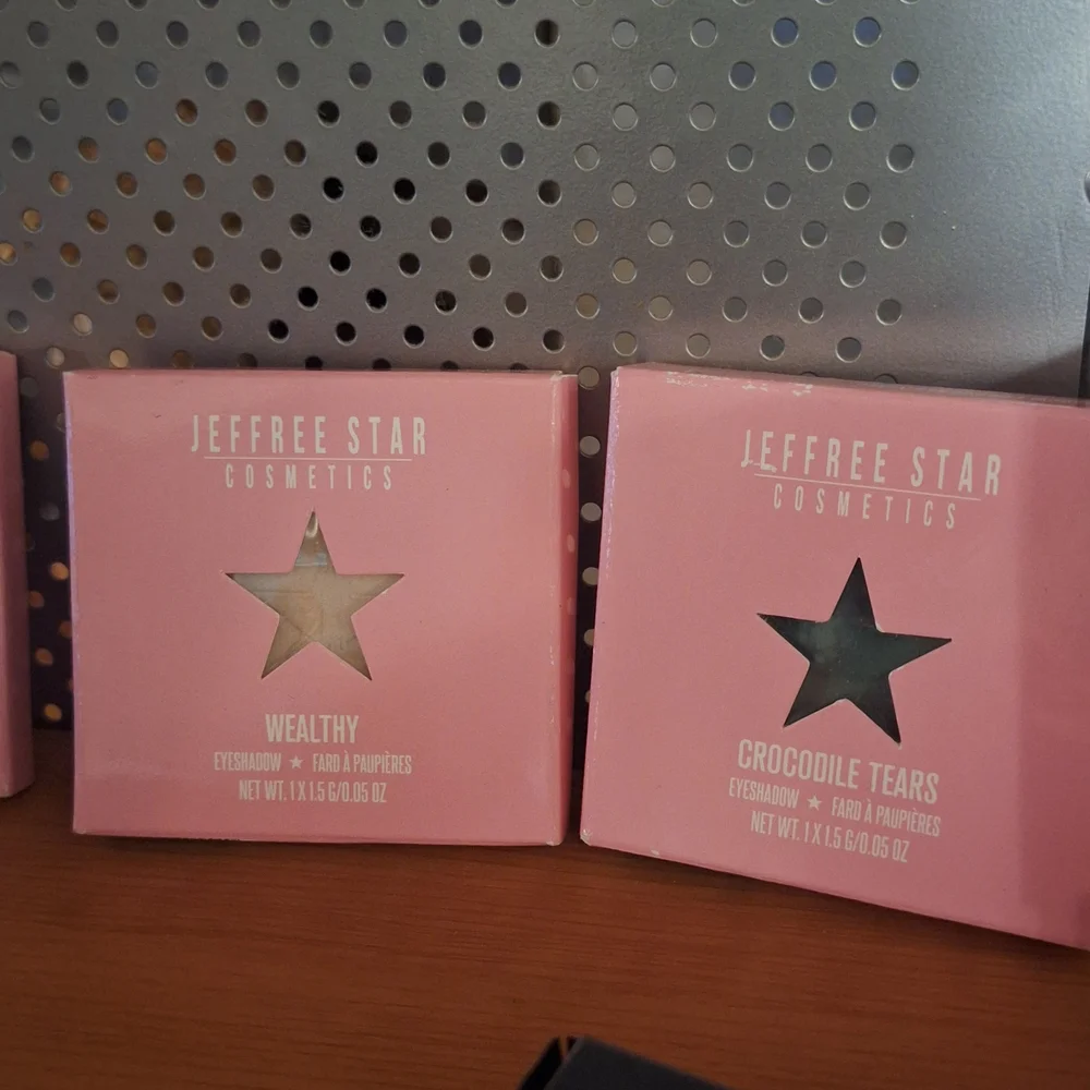 6 Piece Jeffree Star Cosmetics Highlighter Set - Picture 3 of 4